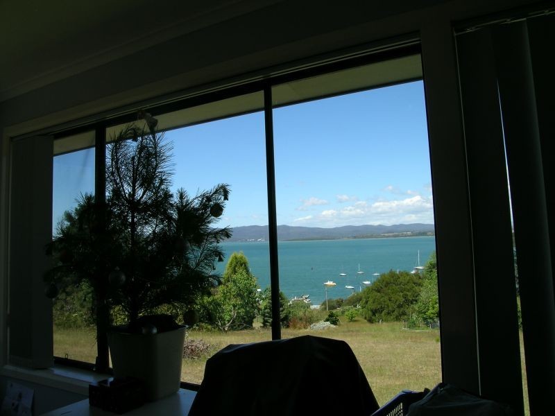 79 Robert Street, Beauty Point TAS 7270