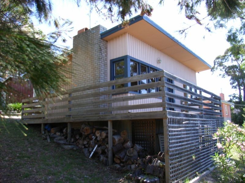 30  Beach Crescent, Greens Beach TAS 7270