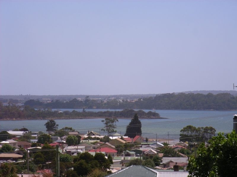 133 Charles Street, Beauty Point TAS 7270