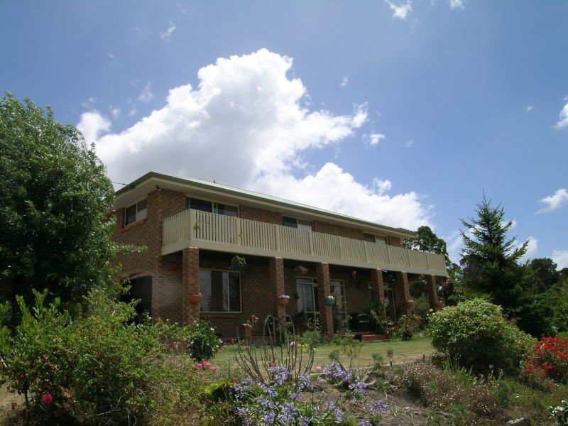 2 Augustus Street, Beauty Point TAS 7270