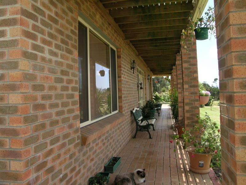 2 Augustus Street, Beauty Point TAS 7270