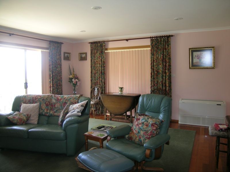 2 Augustus Street, Beauty Point TAS 7270