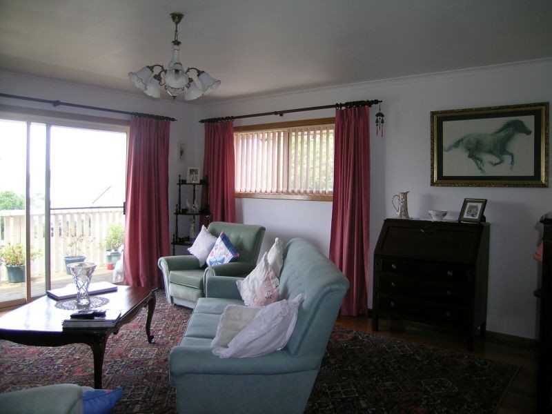 2 Augustus Street, Beauty Point TAS 7270