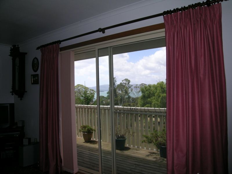 2 Augustus Street, Beauty Point TAS 7270
