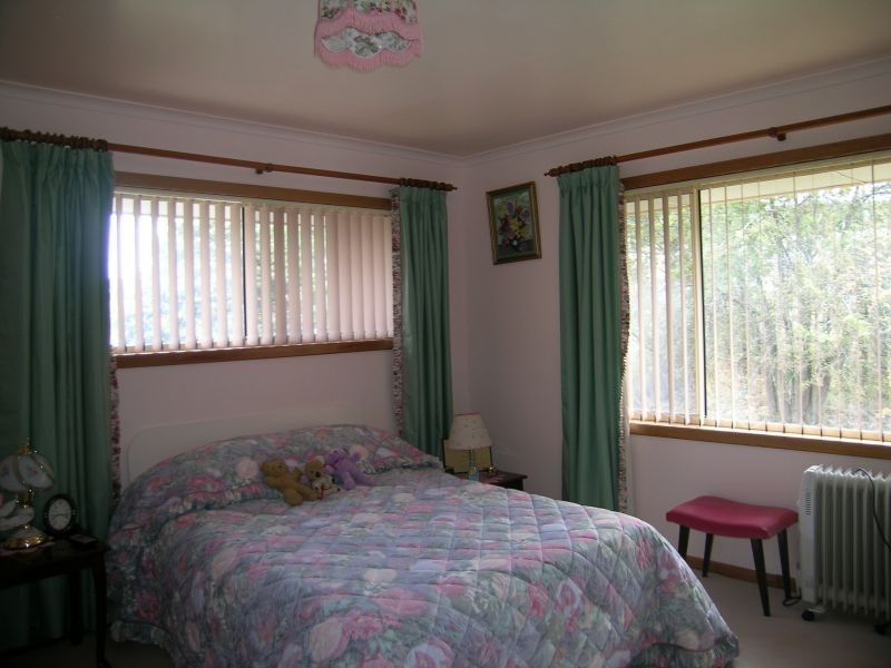 2 Augustus Street, Beauty Point TAS 7270