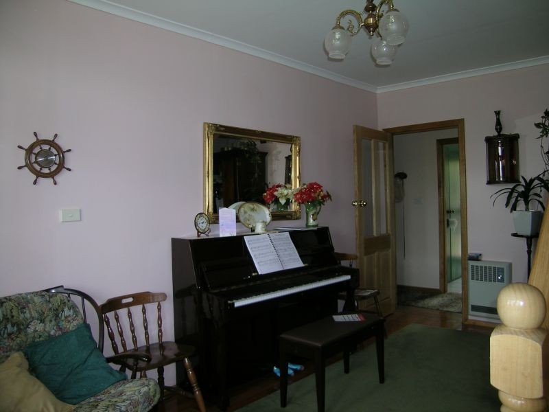 2 Augustus Street, Beauty Point TAS 7270