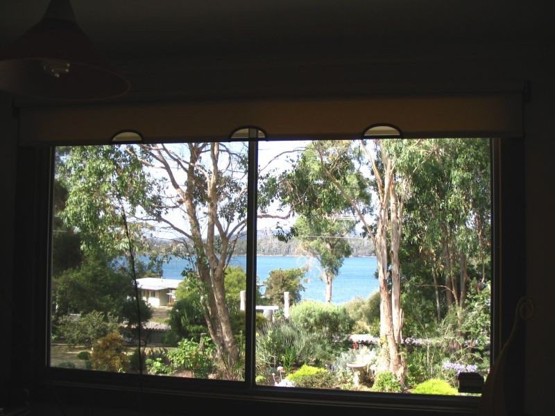 104 Sunset Boulevard, Clarence Point TAS 7270