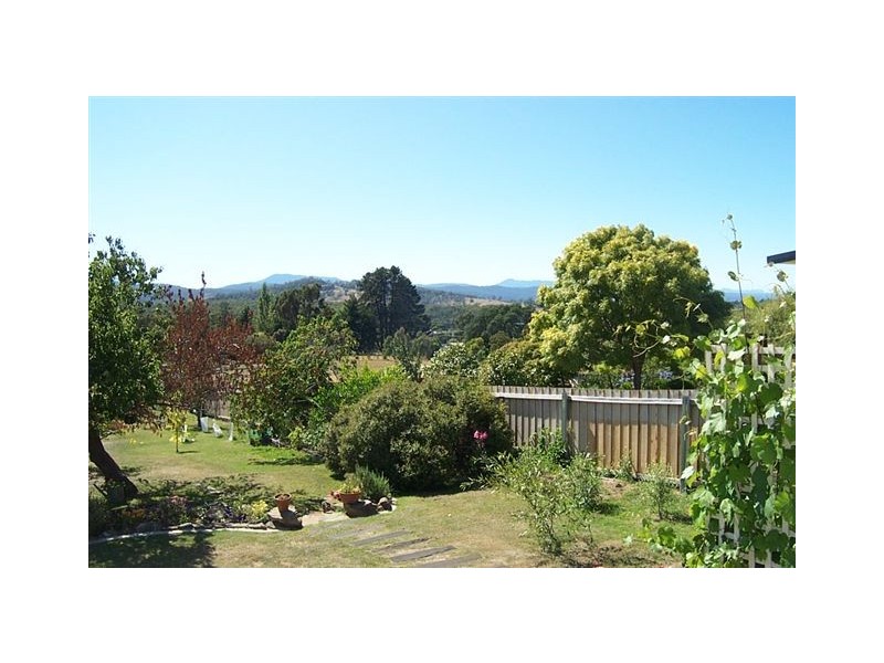 50  Main Road, Exeter TAS 7275