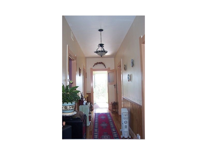 50  Main Road, Exeter TAS 7275