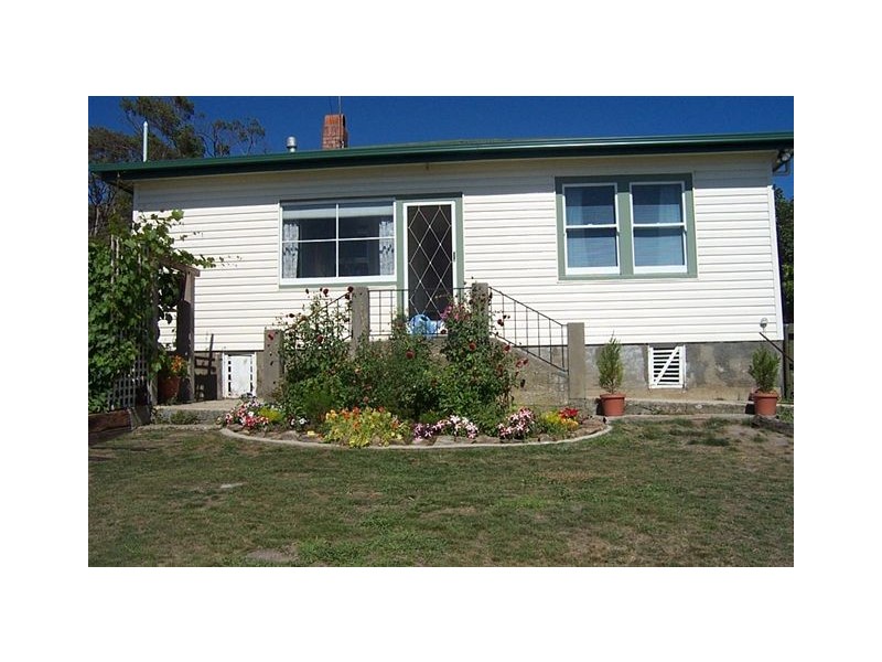 50  Main Road, Exeter TAS 7275