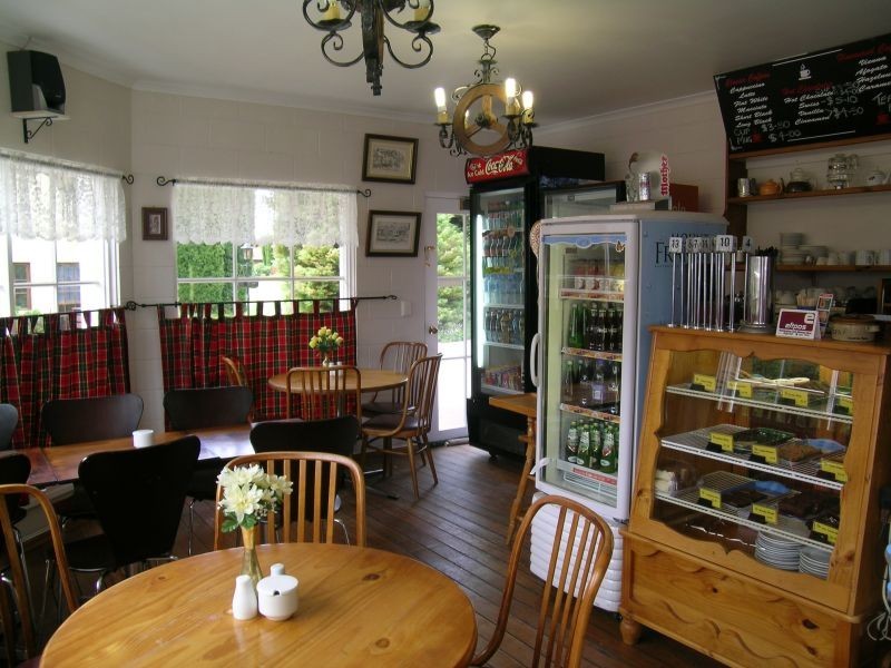 Shop 8 Swiss Village, Grindelwald TAS 7277