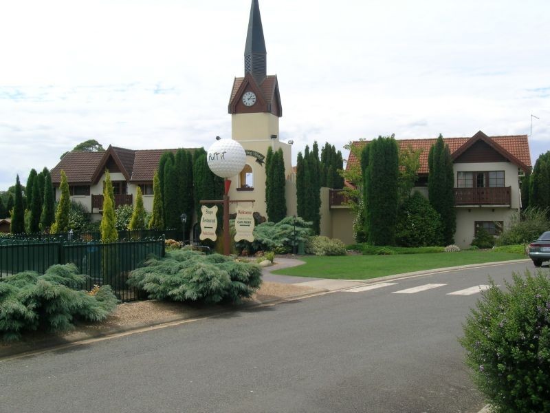 Shop 8   Swiss Village, Grindelwald TAS 7277