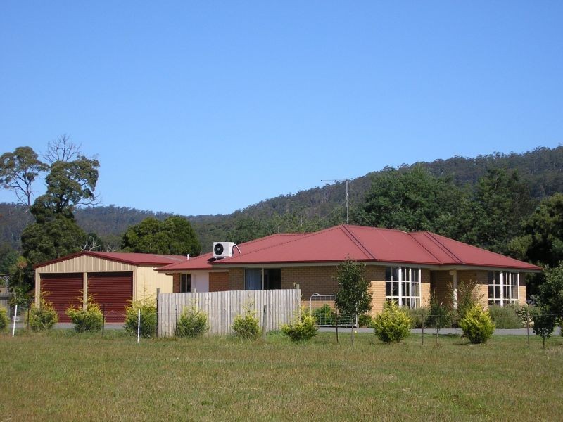 77  Loop Road, Glengarry TAS 7275
