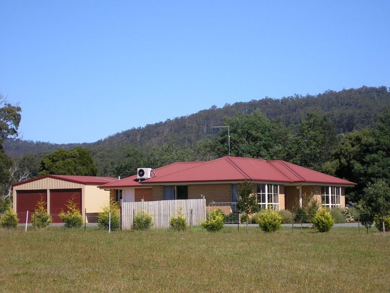 77  Loop Road, Glengarry TAS 7275