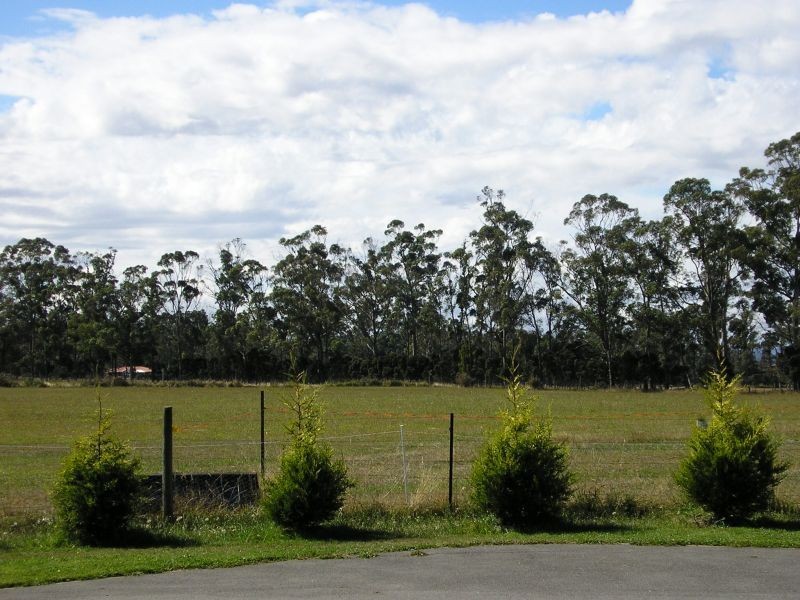 77  Loop Road, Glengarry TAS 7275
