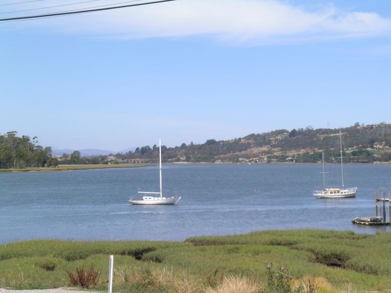 83 Gravelly Beach Road, Blackwall TAS 7275