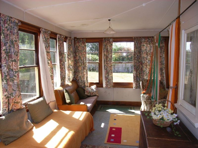 6-8  Eton Street, Beauty Point TAS 7270