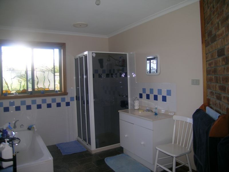 6 Swan Point Road, Swan Point TAS 7275