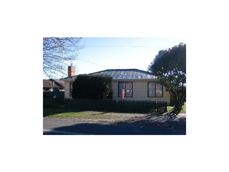 30  Weld Street, Beaconsfield TAS 7270