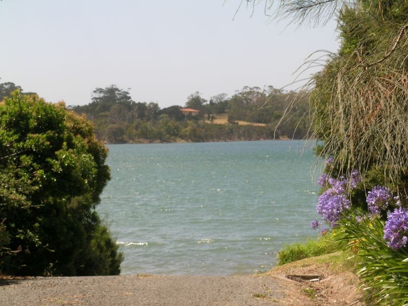 10  Eton Street, Beauty Point TAS 7270