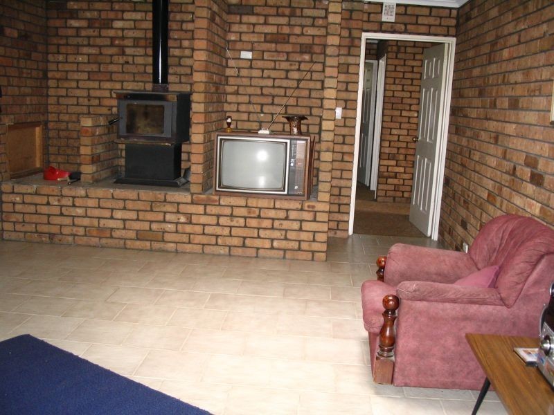105  Weld Street, Beaconsfield TAS 7270