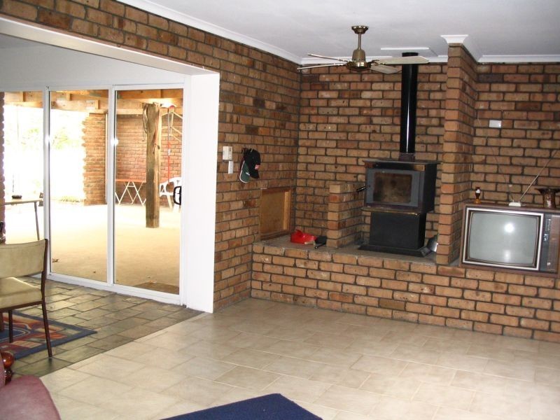 105  Weld Street, Beaconsfield TAS 7270
