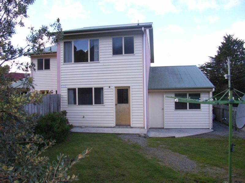 Unit 5 7-9   Flinders Street, Beauty Point TAS 7270