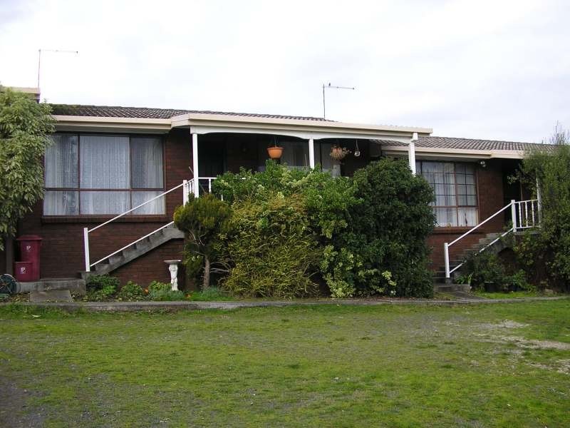 18 Bronzewing Avenue, Newnham TAS 7248