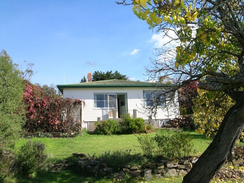 50   Main Road, Exeter TAS 7275
