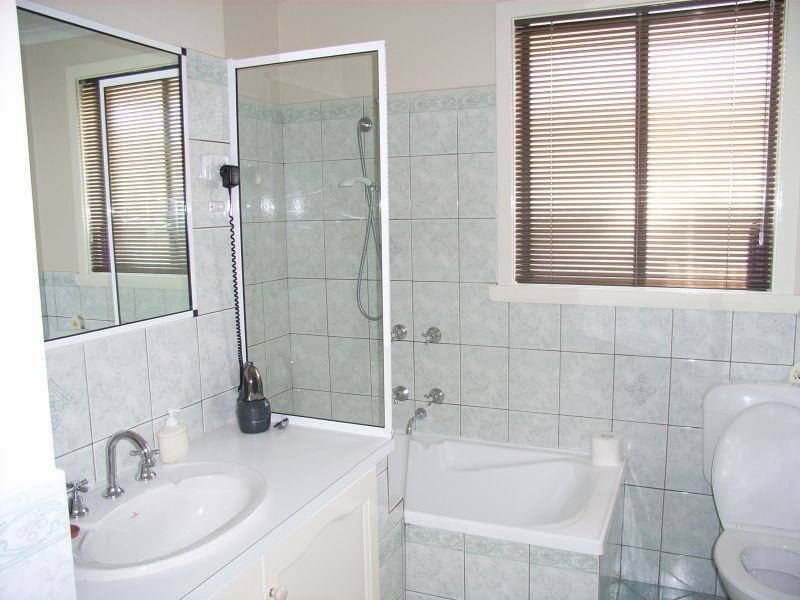 102   Oxford Street, Beauty Point TAS 7270