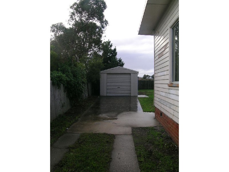 2  Bernard Street, Beaconsfield TAS 7270