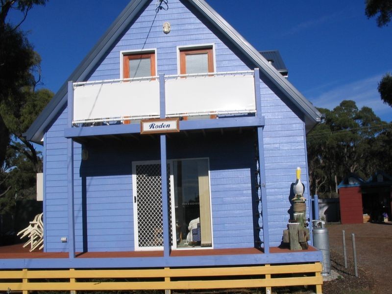 Units 1,2,3 & 4  2 Tamar Crescent, Greens Beach TAS 7270