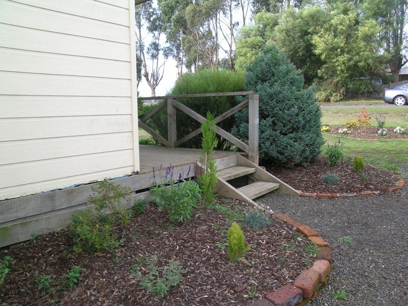 18 Crowther Street, Beaconsfield TAS 7270