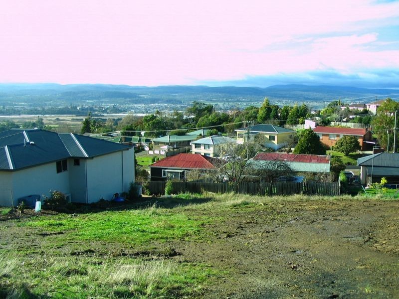 3  Chevron Place, Riverside TAS 7250