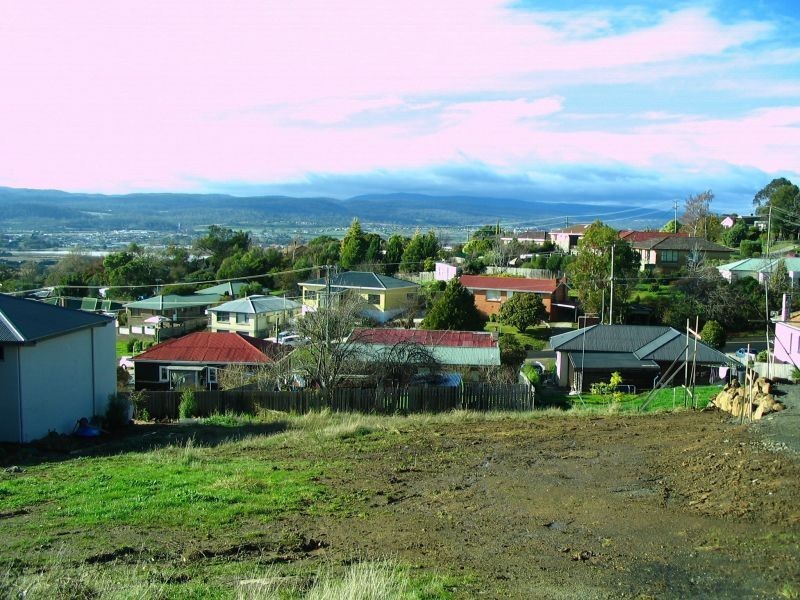 3  Chevron Place, Riverside TAS 7250