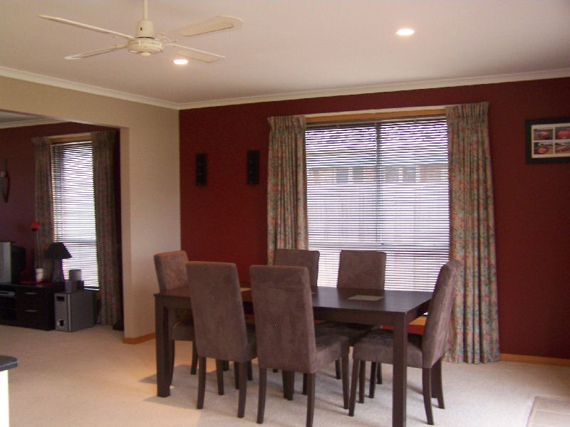8  Roebourne Avenue, Hadspen TAS 7290