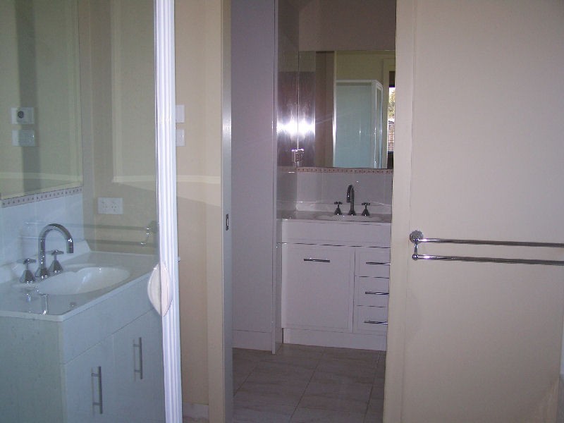 2/23  King Street, Perth TAS 7300