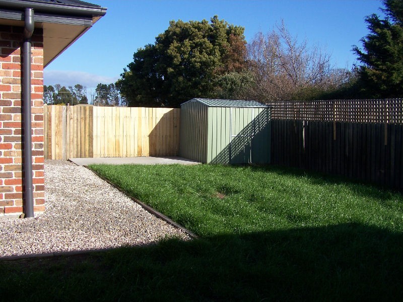 2/23  King Street, Perth TAS 7300