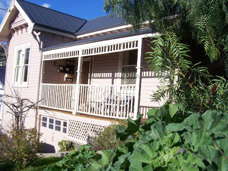 6  Vernon Street, South Launceston TAS 7249