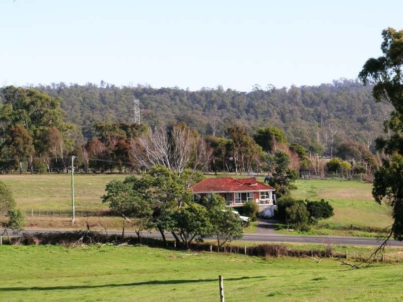 879  West Tamar Highway, Legana TAS 7277