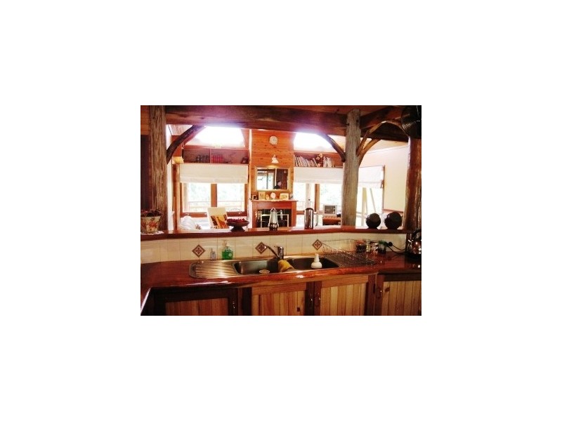 111  Gold Coast Road, Ravenshoe QLD 4872