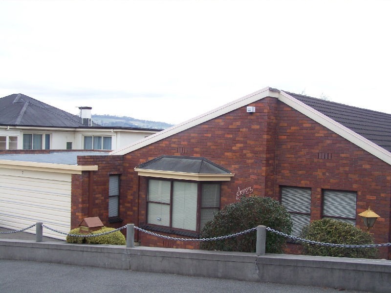 7 Kenyon Street, Newstead TAS 7250