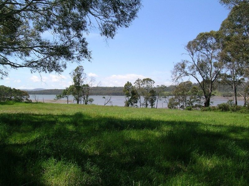 Whites Road, Beaconsfield TAS 7270