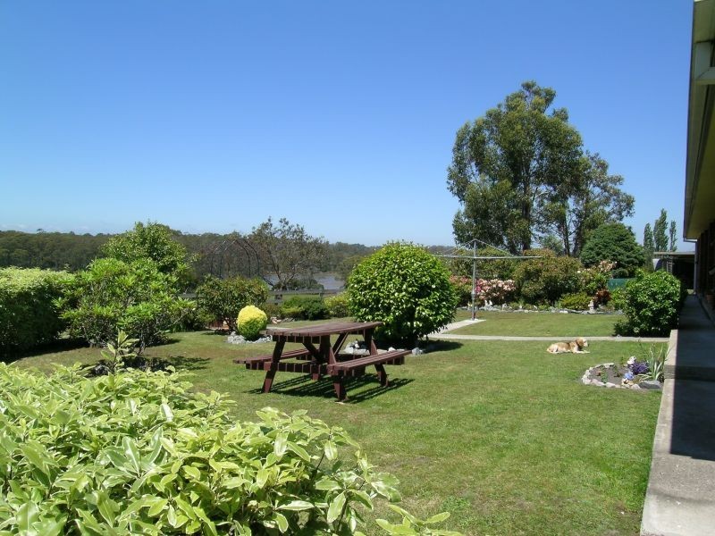 Whites Road, Beaconsfield TAS 7270