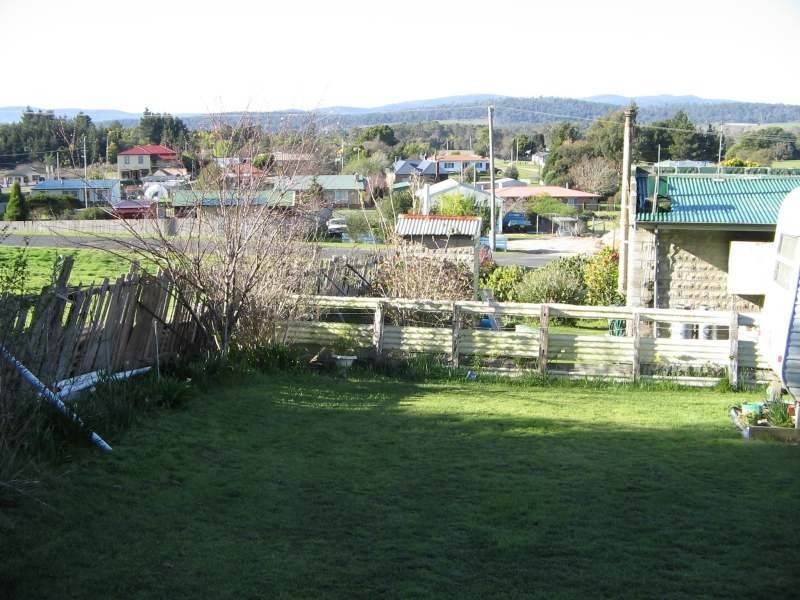 9-11  Douglas Street, Beaconsfield TAS 7270