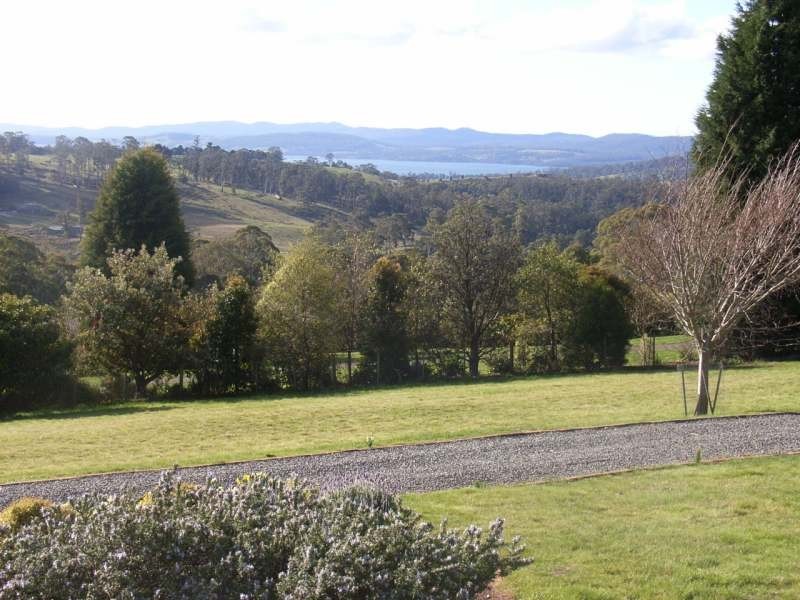 14 Mountain View Crescent, Grindelwald TAS 7277