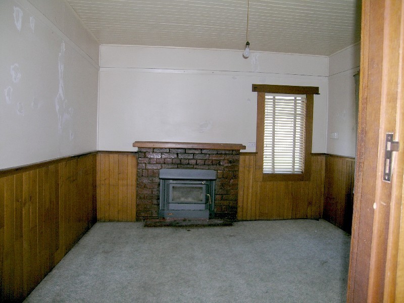 12  Dodd Street, Beaconsfield TAS 7270