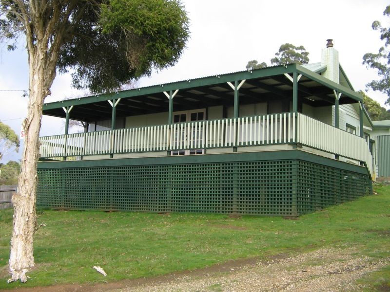 3  Roberts Street Sth  – Off Bowen Street, Beauty Point TAS 7270