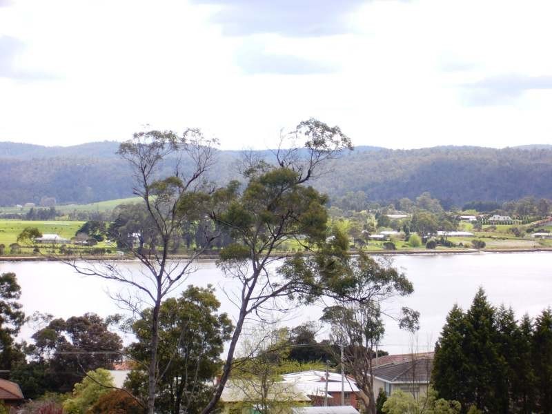 9  Peacock Place, Legana TAS 7277