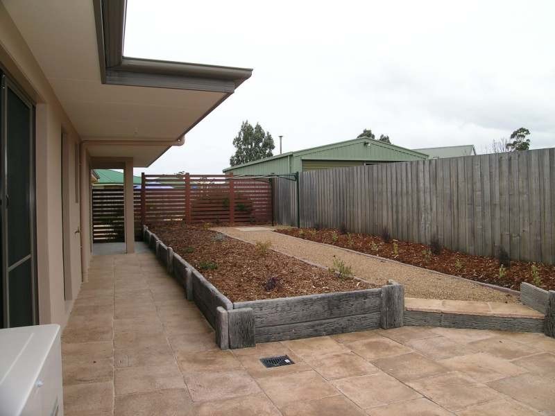 Unit 2, 3  St Clair Road, Legana TAS 7277